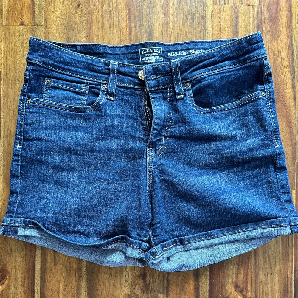 Signature by Levi Strauss Women's Dark Blue Jean Shorts